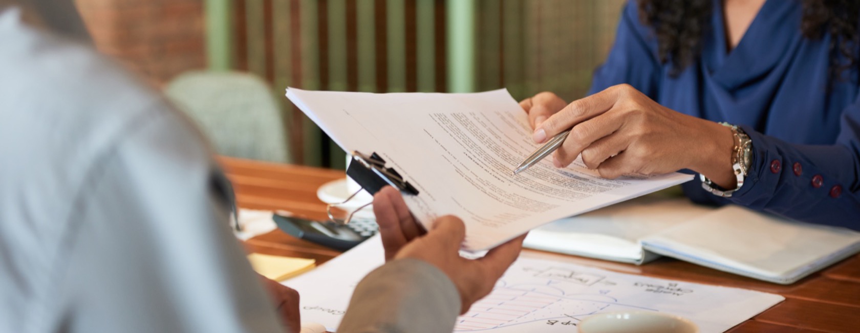 Atendimento a cliente sobre regularização de imóvel